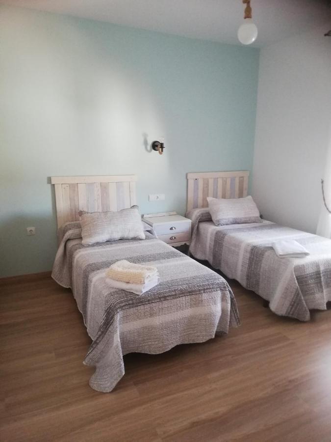 Hostal El Lugar De La Mancha Argamasilla de Alba Dış mekan fotoğraf