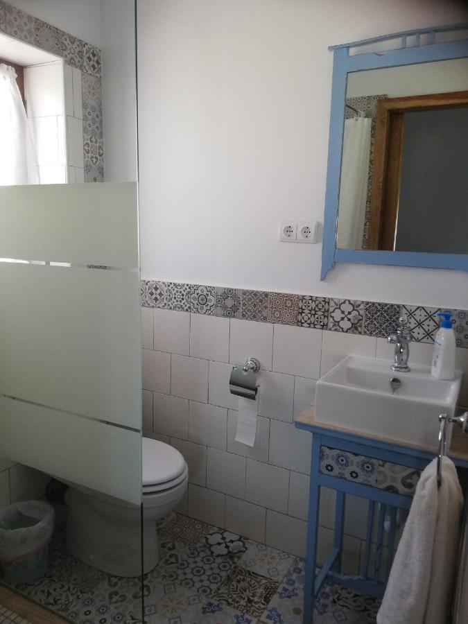Hostal El Lugar De La Mancha Argamasilla de Alba Dış mekan fotoğraf