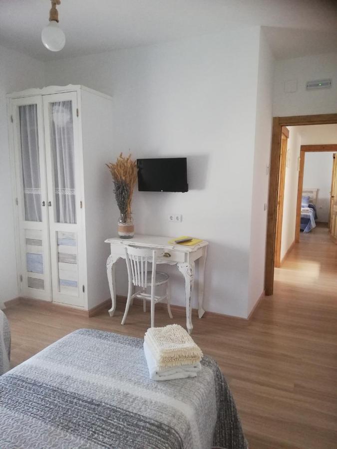 Hostal El Lugar De La Mancha Argamasilla de Alba Dış mekan fotoğraf